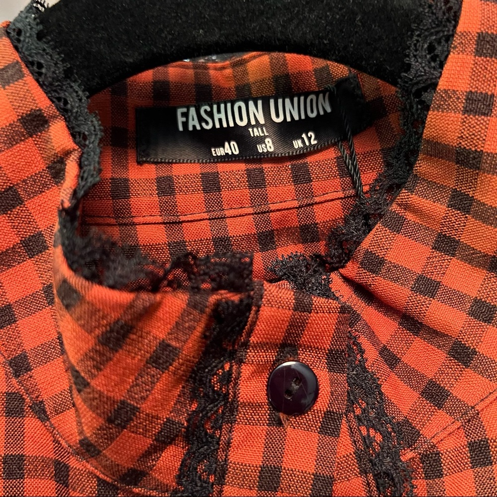 Rust gingham patterned ruffle button down blouse top - Picture 6 of 7